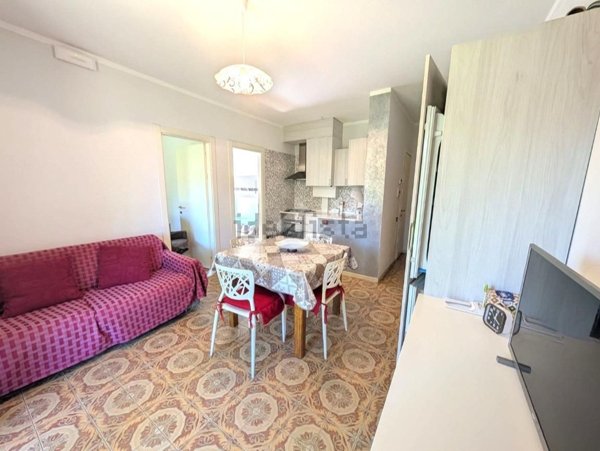 appartamento in vendita a Sirmione in zona Colombare