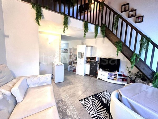 appartamento in vendita a Sirmione in zona Lugana