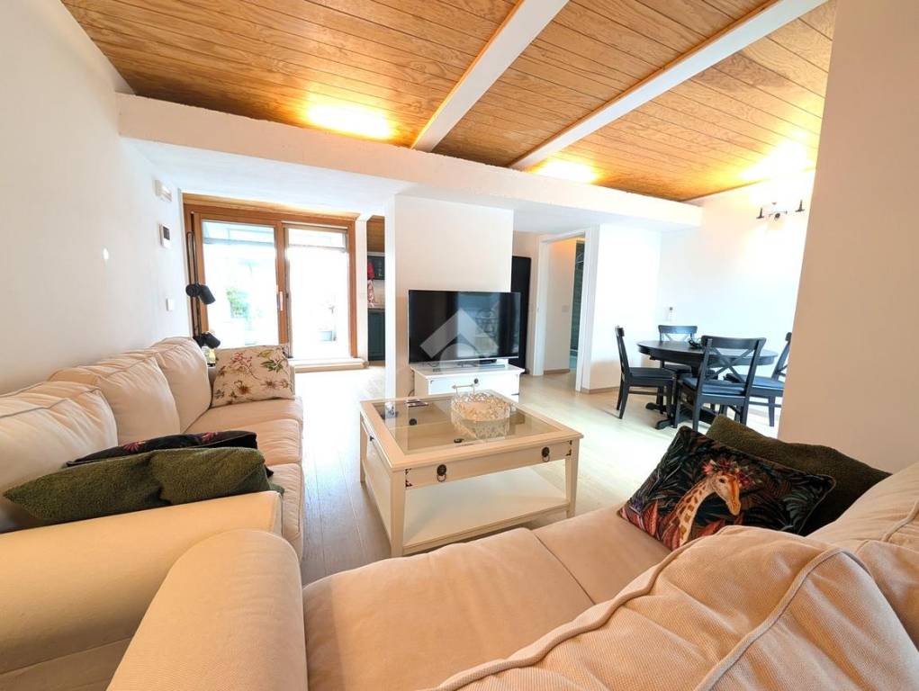 appartamento in vendita a Sirmione