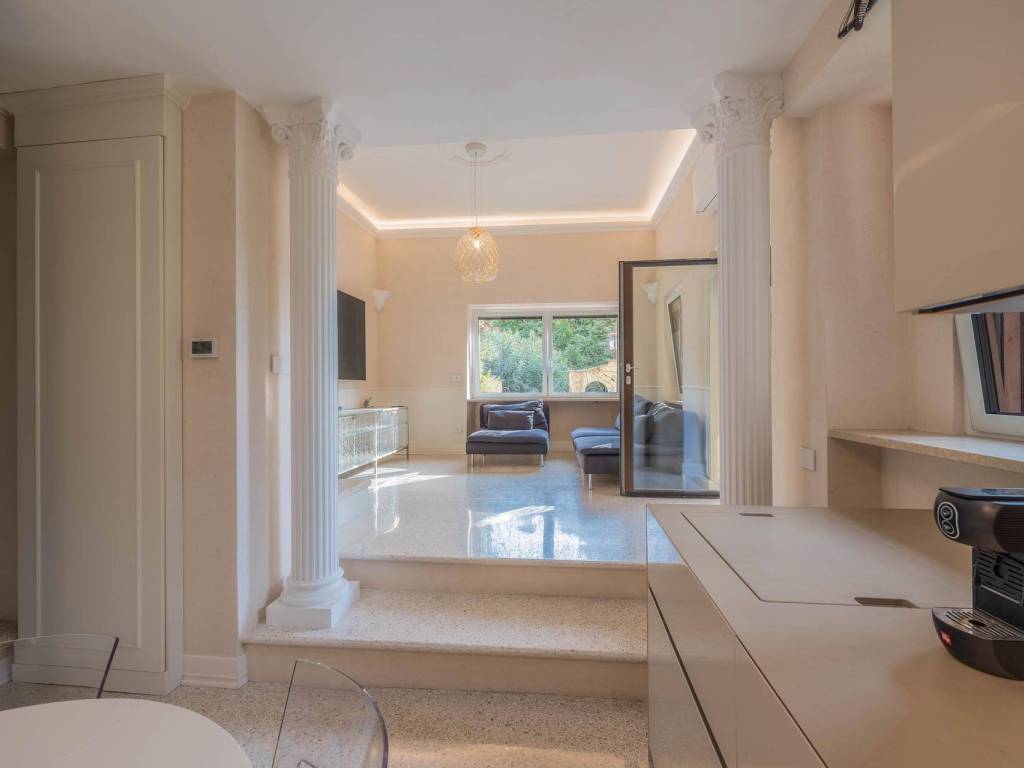 appartamento in vendita a Sirmione