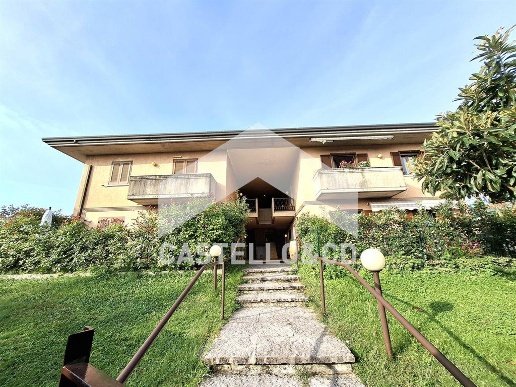 appartamento in vendita a Sirmione in zona Lugana