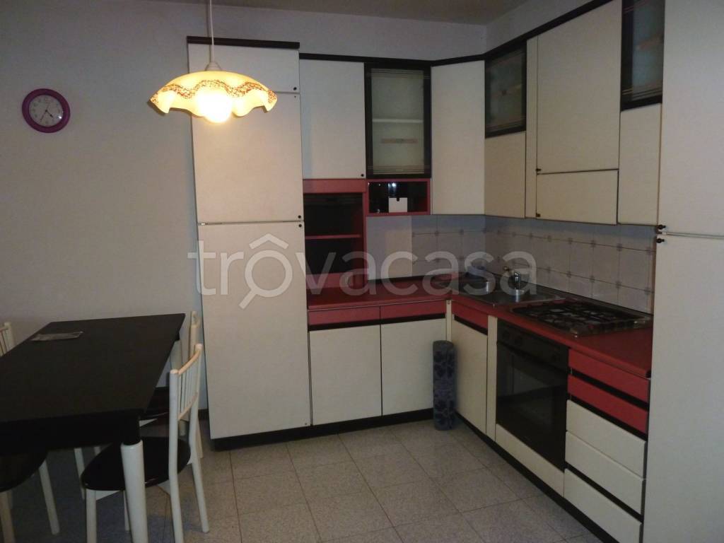 appartamento in vendita a Sirmione in zona Colombare