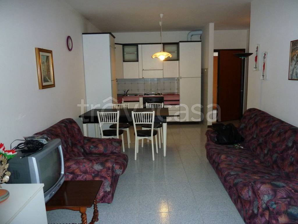 appartamento in vendita a Sirmione in zona Colombare