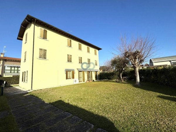 appartamento in vendita a Sirmione