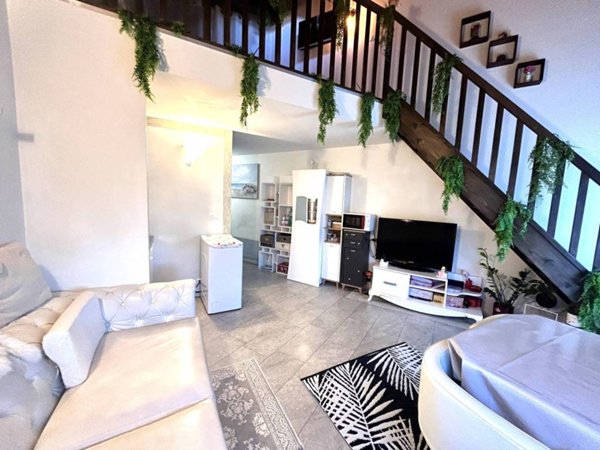 appartamento in vendita a Sirmione in zona Lugana