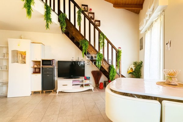 appartamento in vendita a Sirmione