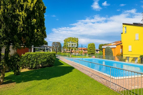 appartamento in vendita a Sirmione