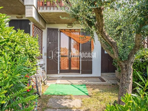 appartamento in vendita a Sirmione in zona Colombare