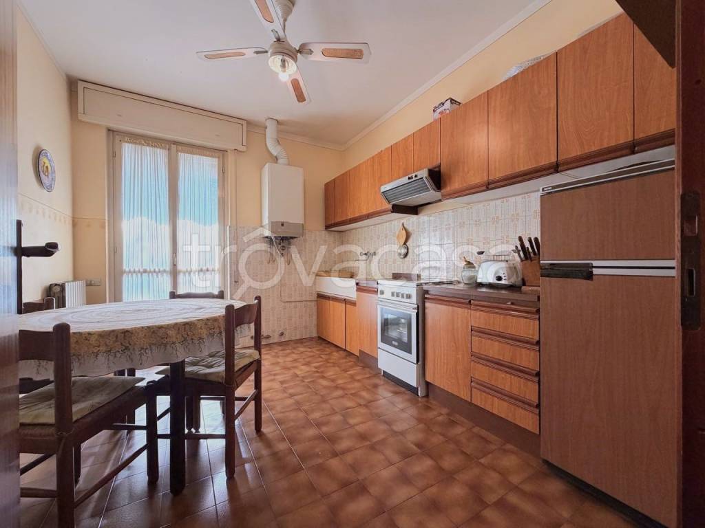 appartamento in vendita a Sirmione in zona Lugana