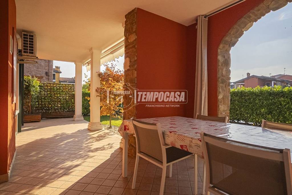 appartamento in vendita a Sirmione