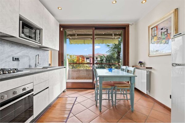appartamento in vendita a Sirmione