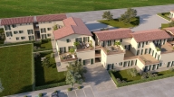 appartamento in vendita a Sirmione in zona Lugana