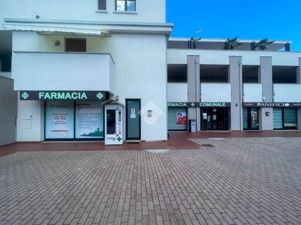 negozio in vendita a Sirmione