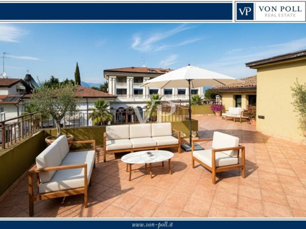 appartamento in vendita a Sirmione