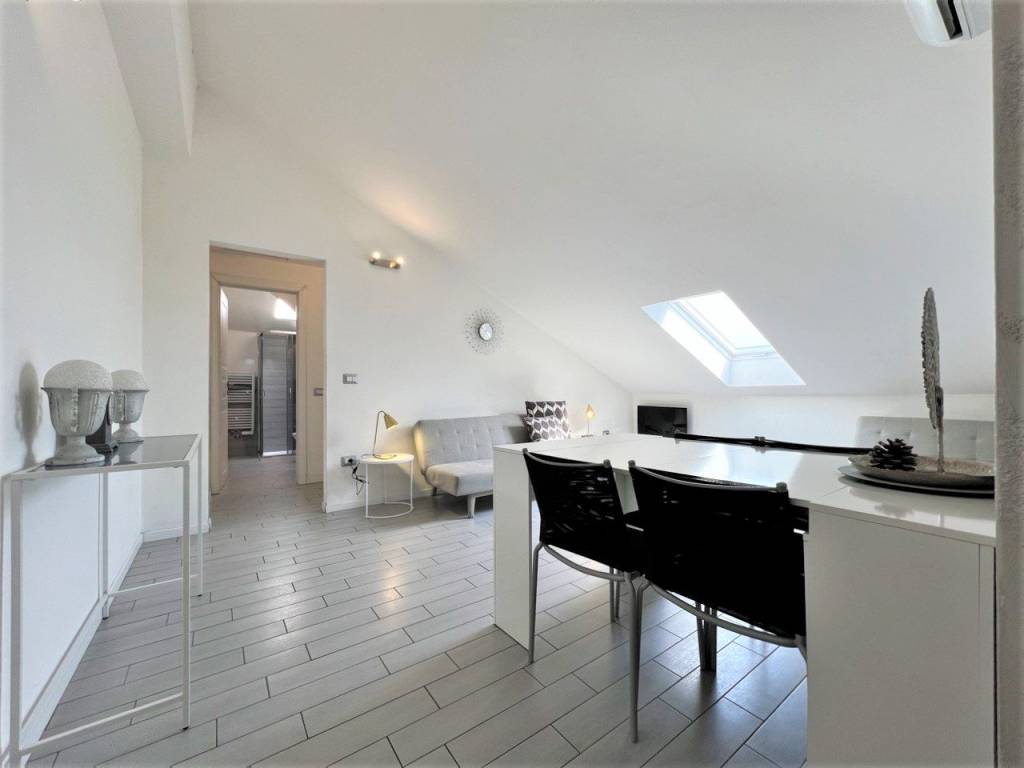 appartamento in vendita a Sirmione