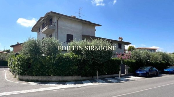 appartamento in vendita a Sirmione in zona Colombare