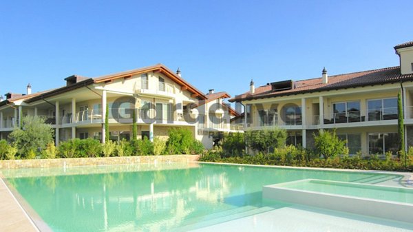 appartamento in vendita a Sirmione