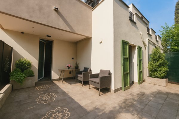 appartamento in vendita a Sirmione in zona Lugana