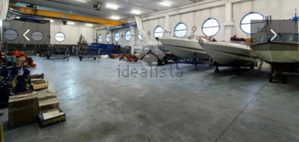 capannone in vendita a Sirmione