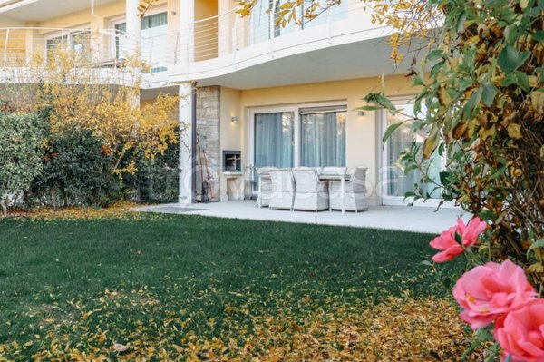 appartamento in vendita a Sirmione