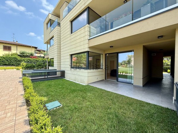 appartamento in vendita a Sirmione