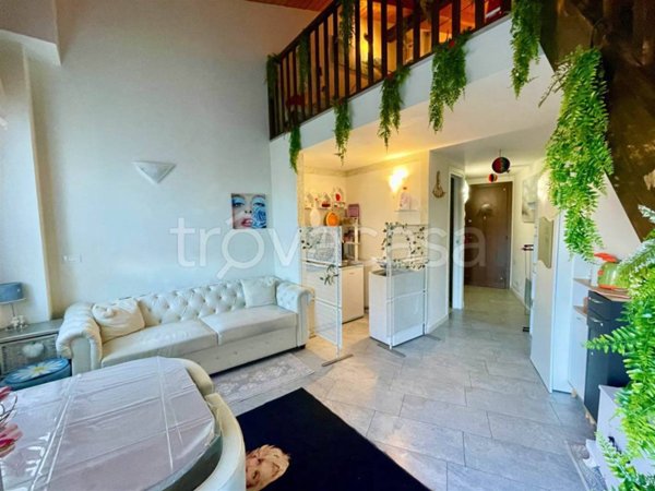 appartamento in vendita a Sirmione in zona Lugana