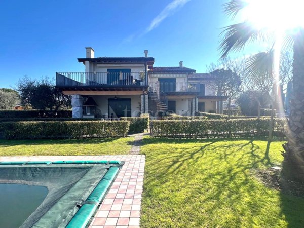 casa semindipendente in vendita a Sirmione