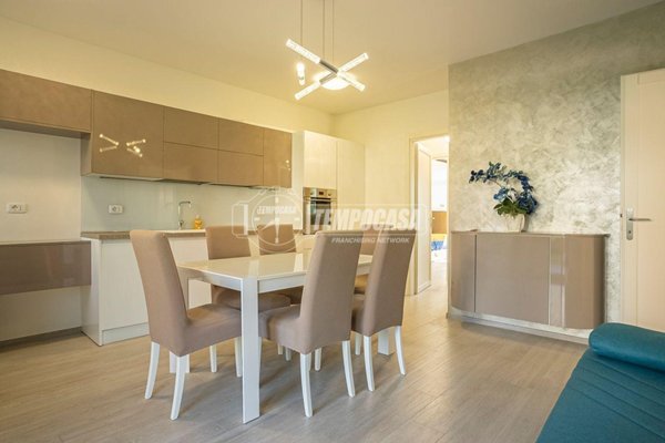 appartamento in vendita a Sirmione in zona Lugana