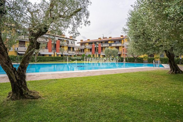 appartamento in vendita a Sirmione in zona Lugana