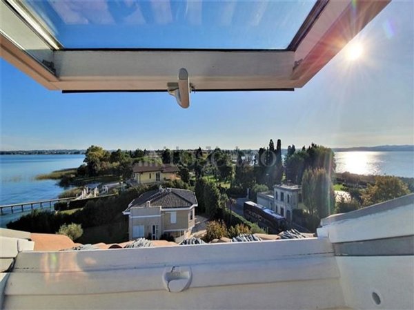 appartamento in vendita a Sirmione