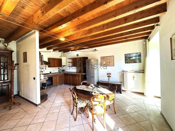 appartamento in vendita a Sirmione