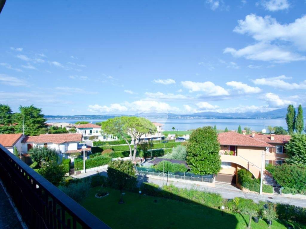 appartamento in vendita a Sirmione