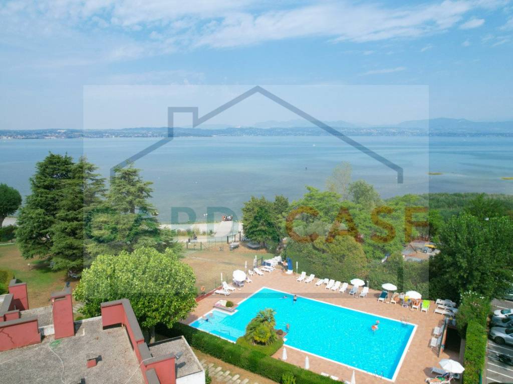 appartamento in vendita a Sirmione