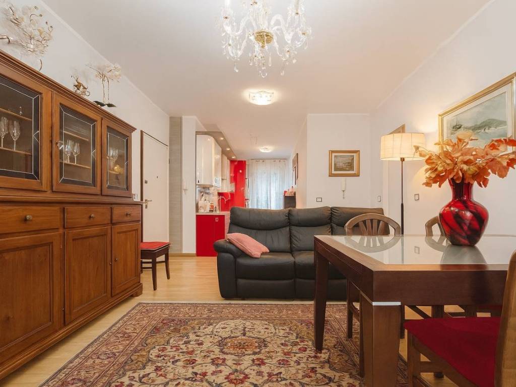 appartamento in vendita a Sirmione in zona Lugana