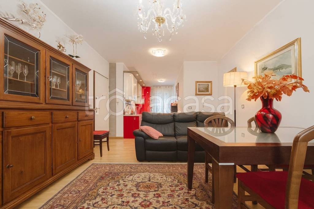 appartamento in vendita a Sirmione in zona Lugana