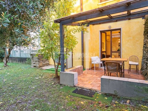 appartamento in vendita a Sirmione