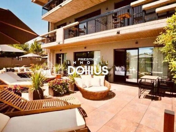 intera palazzina in vendita a Sirmione