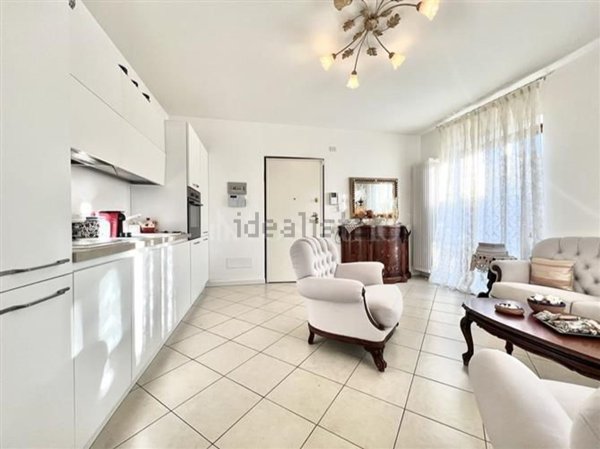 appartamento in vendita a Sirmione in zona Lugana