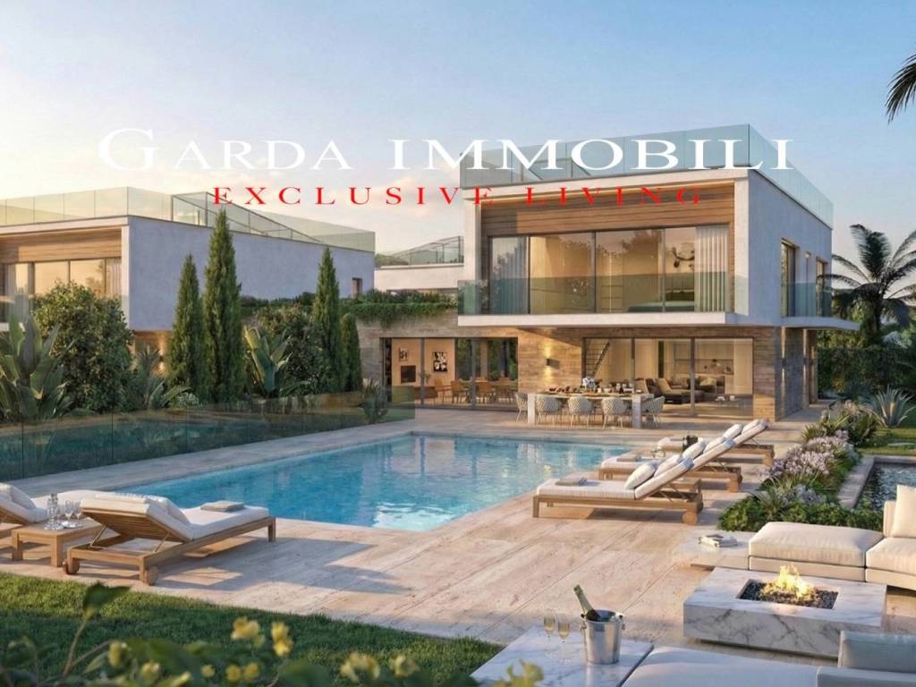 casa indipendente in vendita a Sirmione