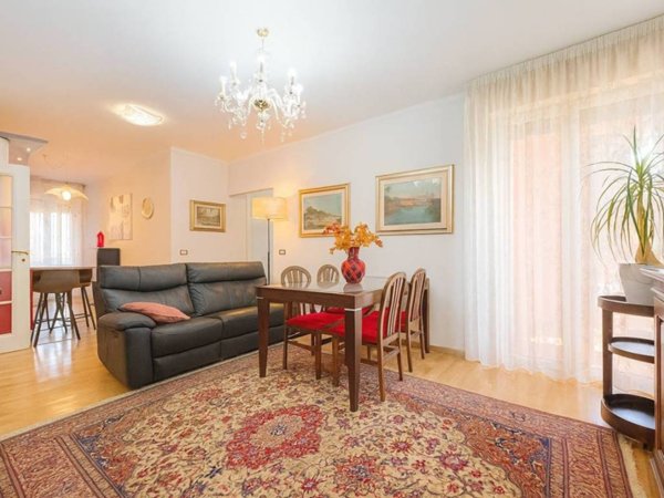 appartamento in vendita a Sirmione in zona Lugana