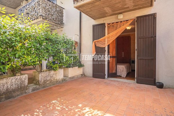 appartamento in vendita a Sirmione in zona Colombare