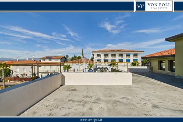 appartamento in vendita a Sirmione