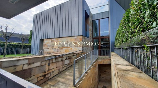 appartamento in vendita a Sirmione in zona Lugana