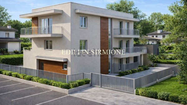 casa indipendente in vendita a Sirmione in zona Lugana