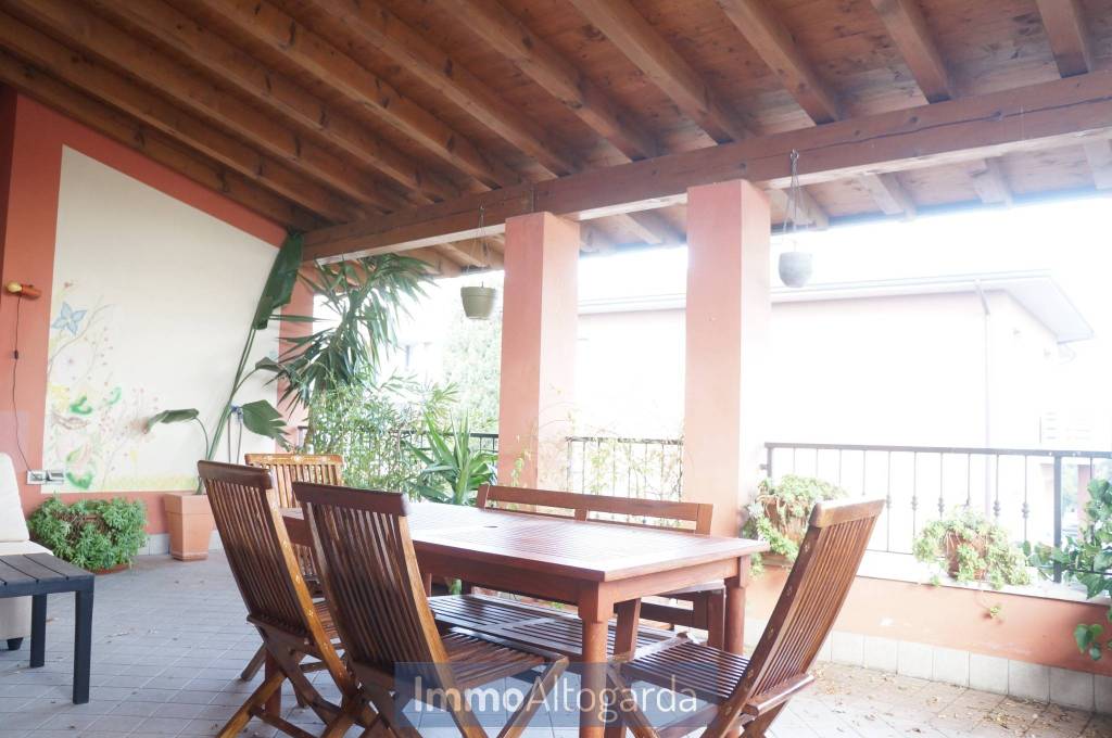 appartamento in vendita a Sirmione