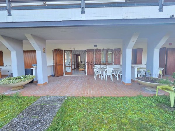 appartamento in vendita a Sirmione in zona Lugana