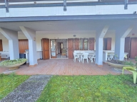 appartamento in vendita a Sirmione in zona Chiodi