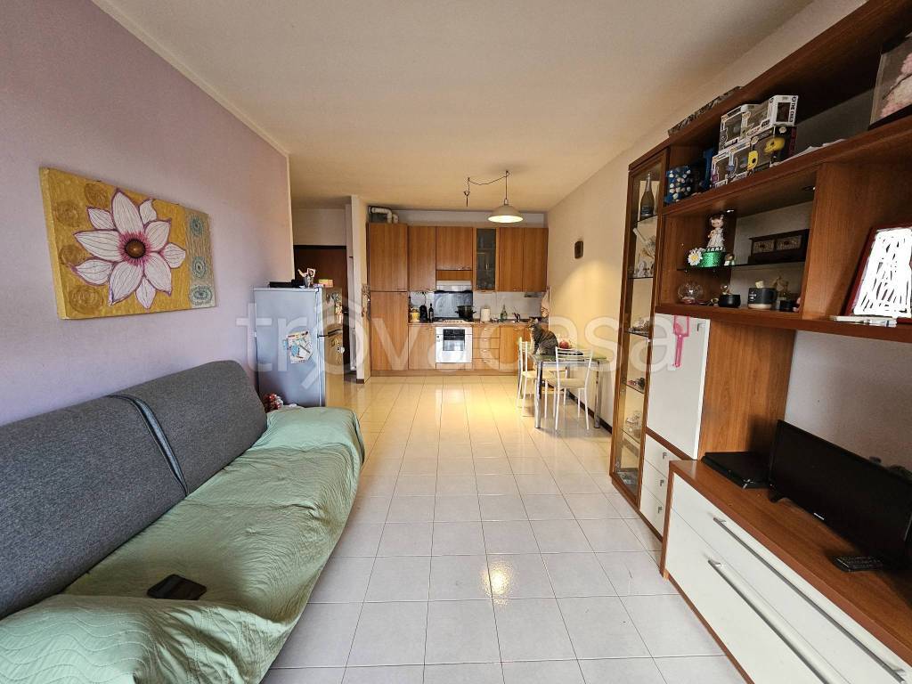 appartamento in vendita a Sirmione in zona Colombare