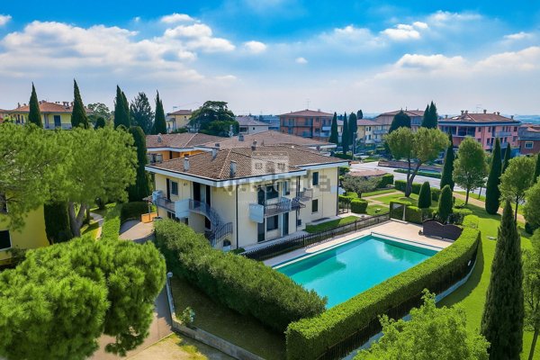 appartamento in vendita a Sirmione