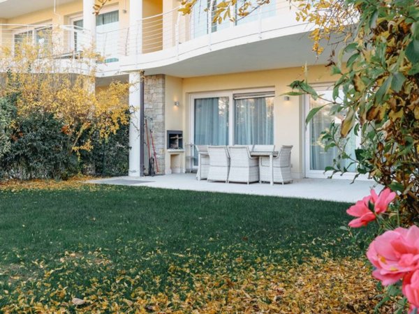 appartamento in vendita a Sirmione